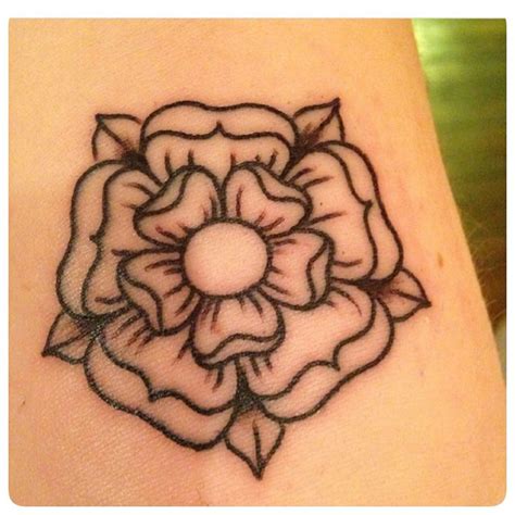 rosa tudor tattoo|tudor rose symbol.